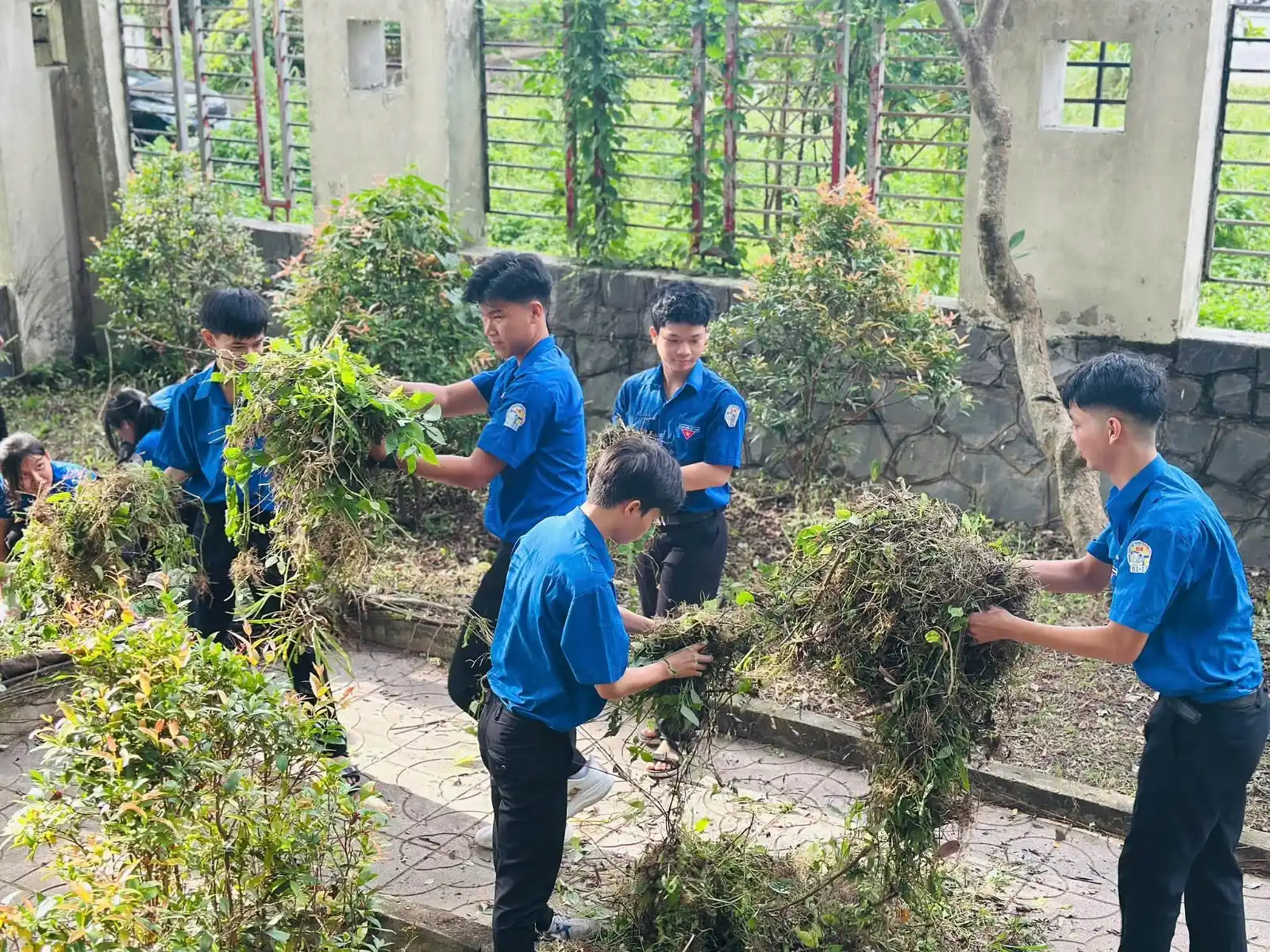 TRƯỜNG THPT HUỲNH VĂN NGHỆ KỶ NIỆM 79 NĂM NGÀY THƯƠNG BINH – LIỆT SĨ (27/7/1947 – 27/7/2026)