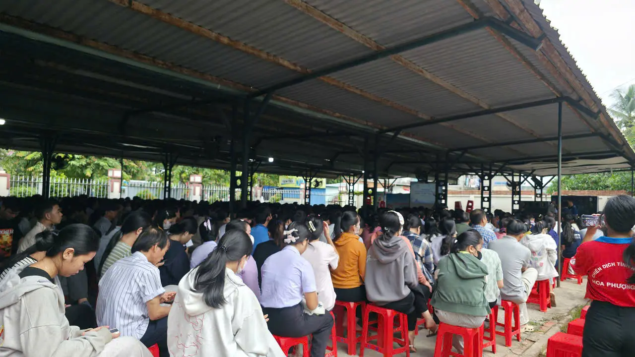 TRƯỜNG THPT HUỲNH VĂN NGHỆ TỔ CHỨC TƯ VẤN DÀNH CHO HỌC SINH TRÚNG TUYỂN LỚP 10 NĂM HỌC 2026 – 2027
