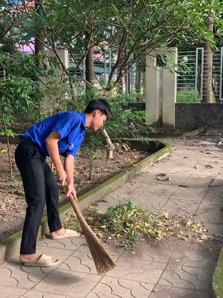 TRƯỜNG THPT HUỲNH VĂN NGHỆ KỶ NIỆM 79 NĂM NGÀY THƯƠNG BINH – LIỆT SĨ (27/7/1947 – 27/7/2026)