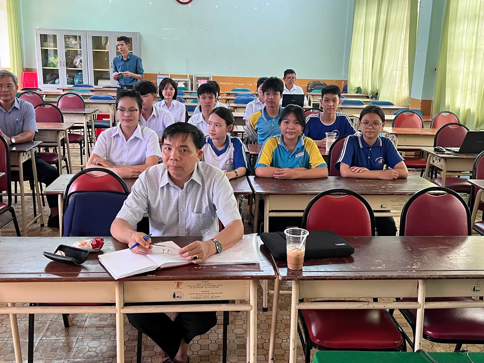 CÂU LẠC BỘ TIN HỌC – STEM TRƯỜNG THPT HUỲNH VĂN NGHỆ CHÍNH THỨC RA MẮT – KHỞI ĐẦU HÀNH TRÌNH SÁNG TẠO