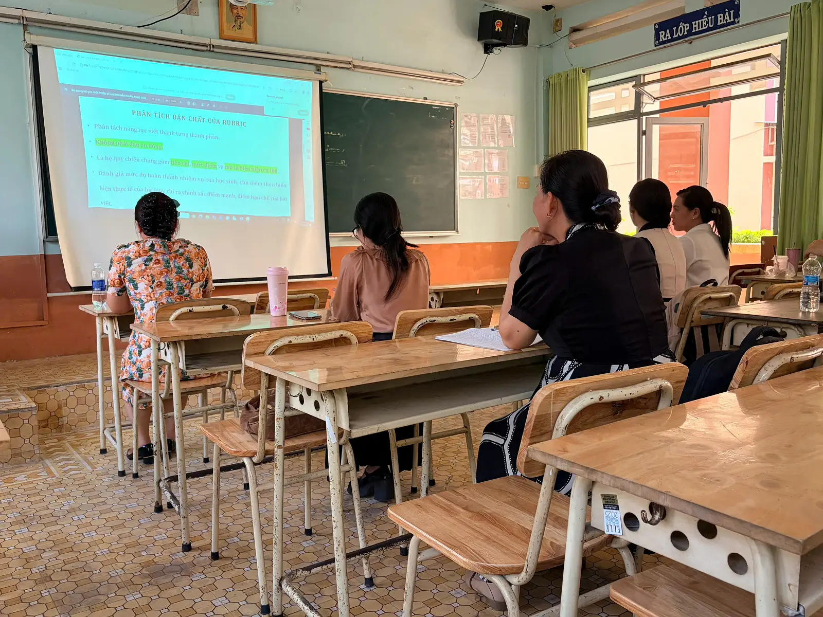 TẬP HUẤN CHUYÊN MÔN TỔ NGỮ VĂN NĂM HỌC 2026 – 2027