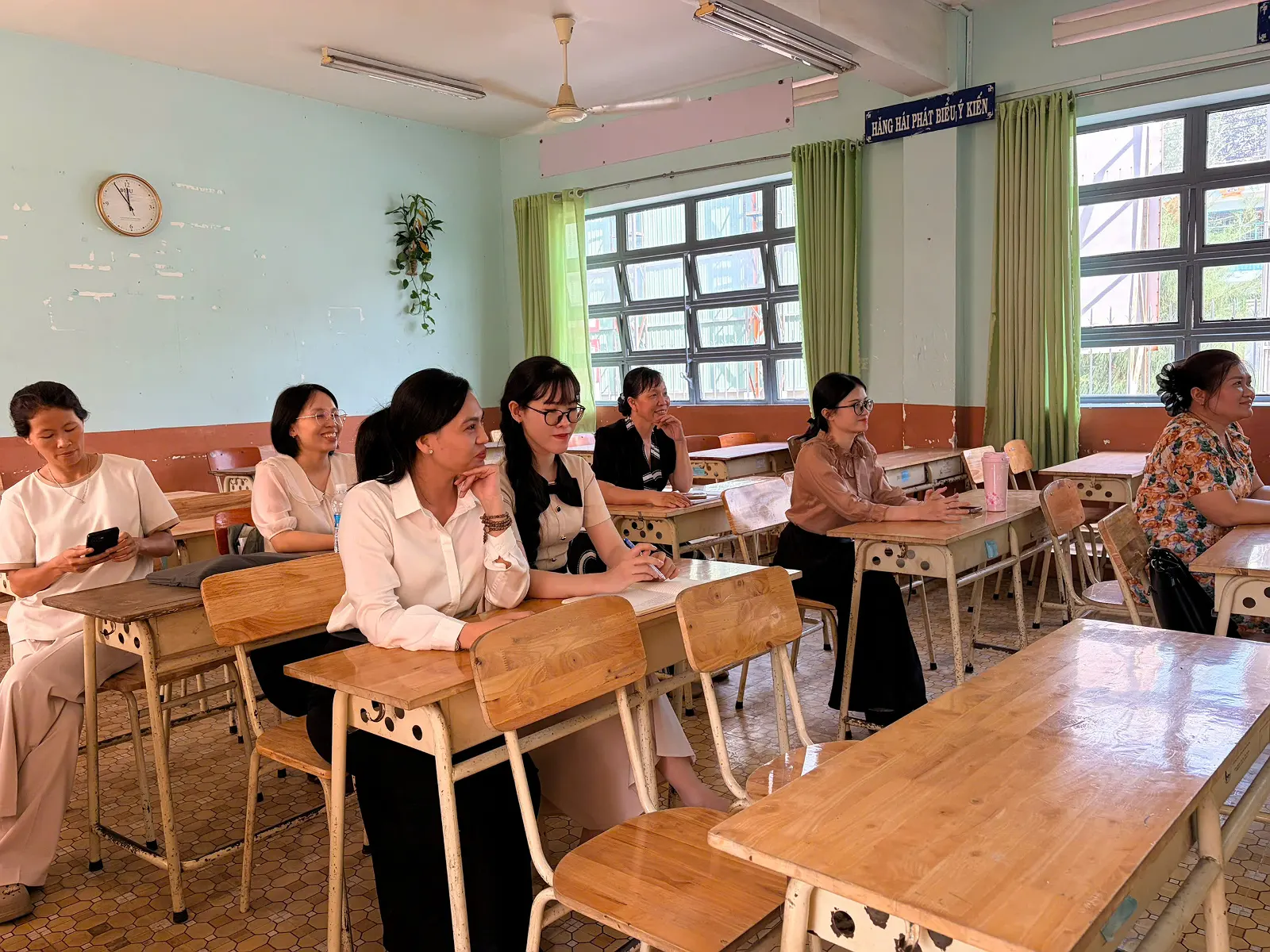 TẬP HUẤN CHUYÊN MÔN TỔ NGỮ VĂN NĂM HỌC 2026 – 2027