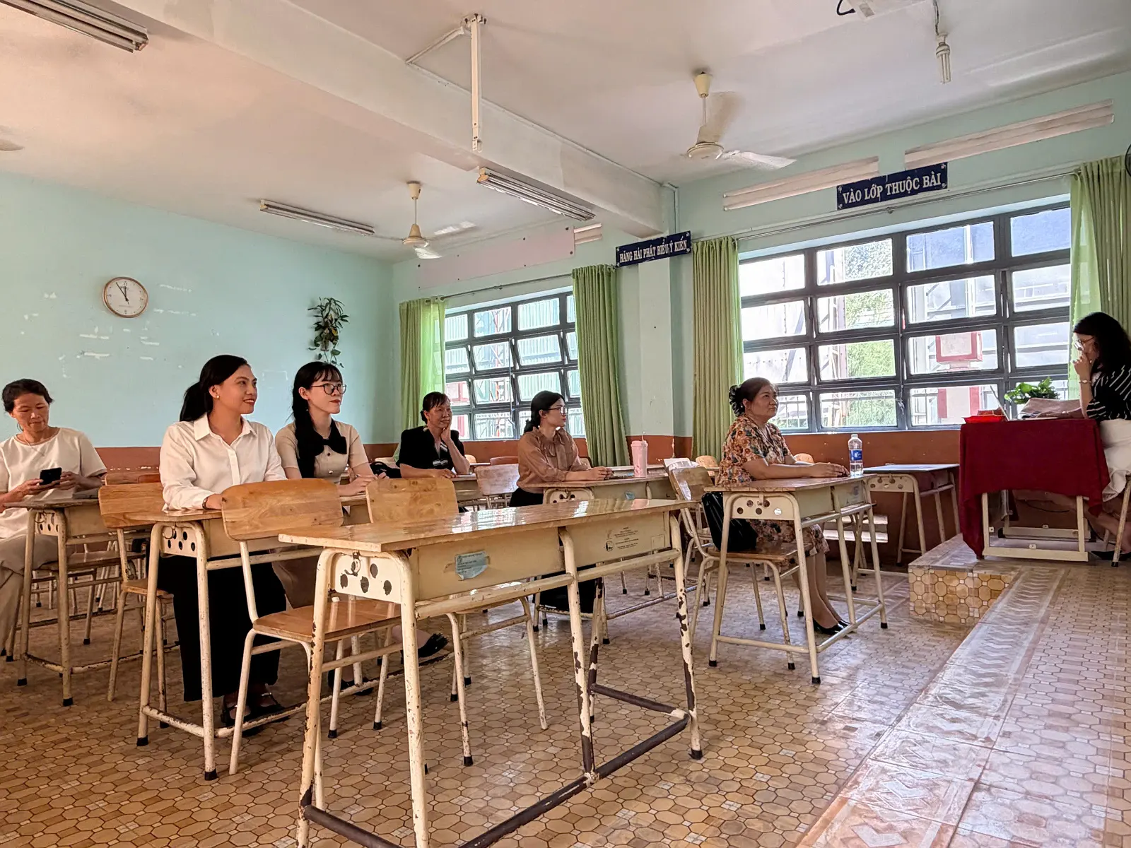 TẬP HUẤN CHUYÊN MÔN TỔ NGỮ VĂN NĂM HỌC 2026 – 2027