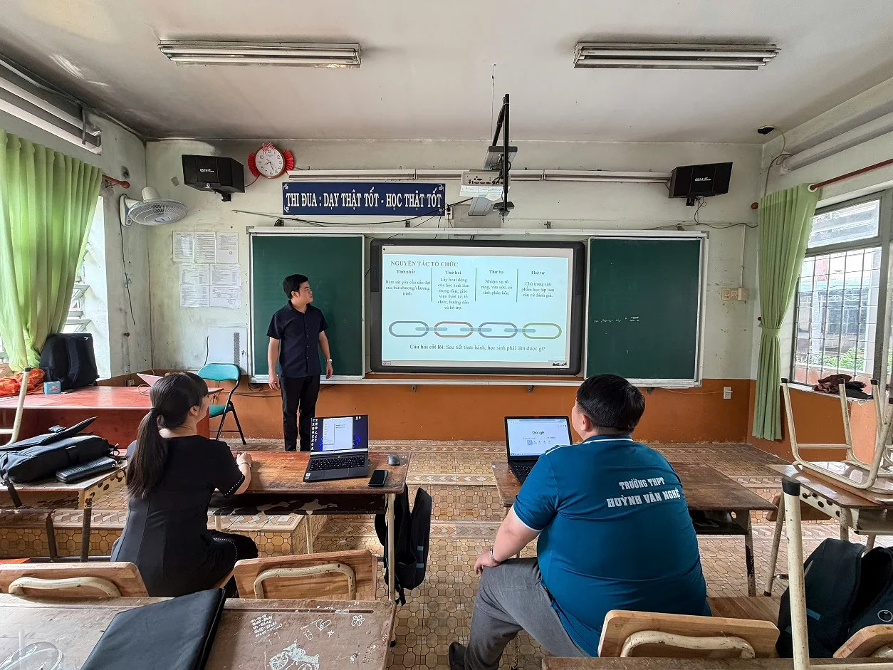 TRIỂN KHAI HOẠT ĐỘNG CHUYÊN MÔN HÈ MÔN LỊCH SỬ