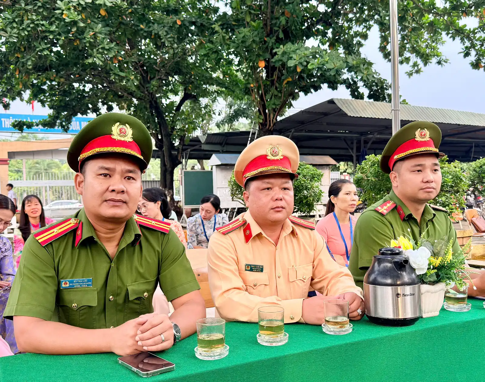 THPT HUỲNH VĂN NGHỆ: TUYÊN TRUYỀN, PHỔ BIẾN KIẾN THỨC PHÁP LUẬT CHO HỌC SINH