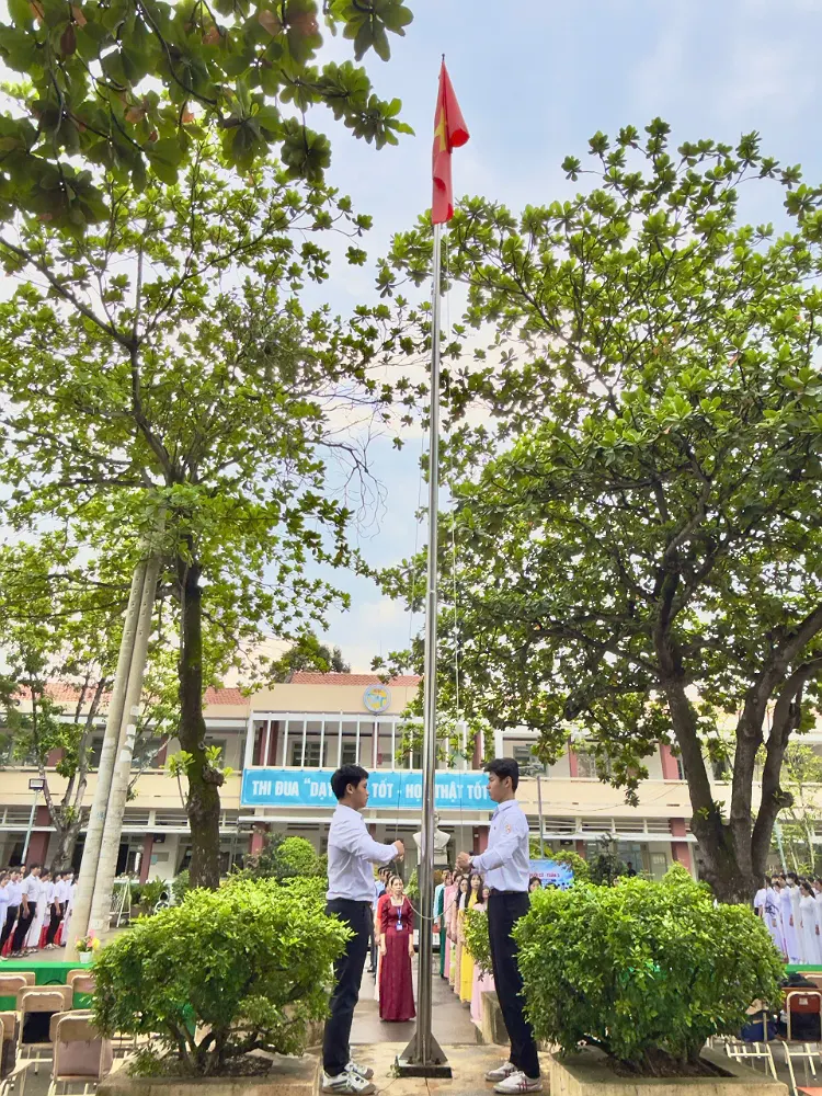 TRƯỜNG THPT HUỲNH VĂN NGHỆ PHÁT ĐỘNG TUẦN LỄ HƯỞNG ỨNG HỌC TẬP SUỐT ĐỜI NĂM 2026 – LAN TỎA TRI THỨC, KIẾN TẠO TƯƠNG LAI