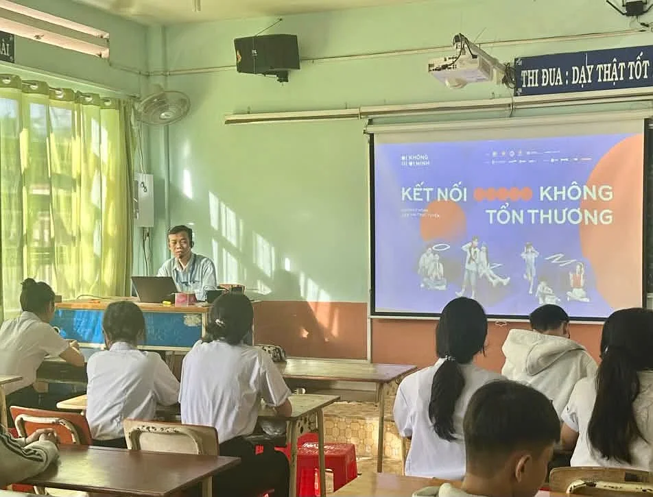 TRƯỜNG THPT HUỲNH VĂN NGHỆ HƯỞNG ỨNG CHIẾN DỊCH “KHÔNG MỘT MÌNH 2026 – KẾT NỐI KHÔNG TỔN THƯƠNG”