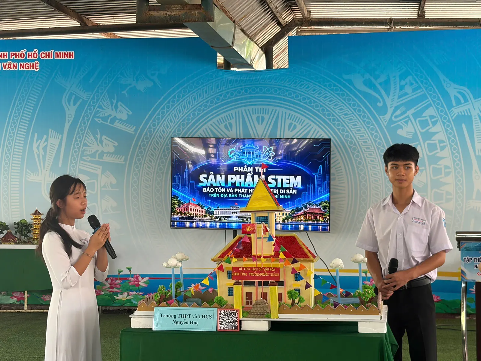 TỔ SỬ- ĐỊA-GDKT&PL TRƯỜNG THPT HUỲNH VĂN NGHỆ LAN TỎA TÌNH YÊU DI SẢN QUA TRẢI NGHIỆM VÀ SÁNG TẠO